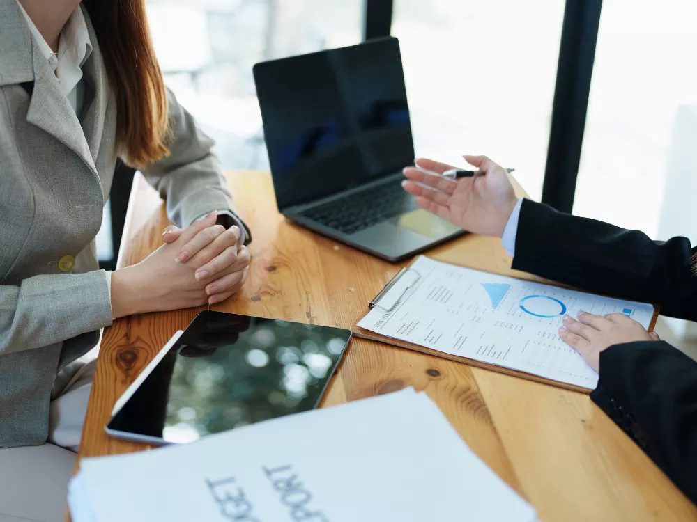 Consultation + CV Canadian